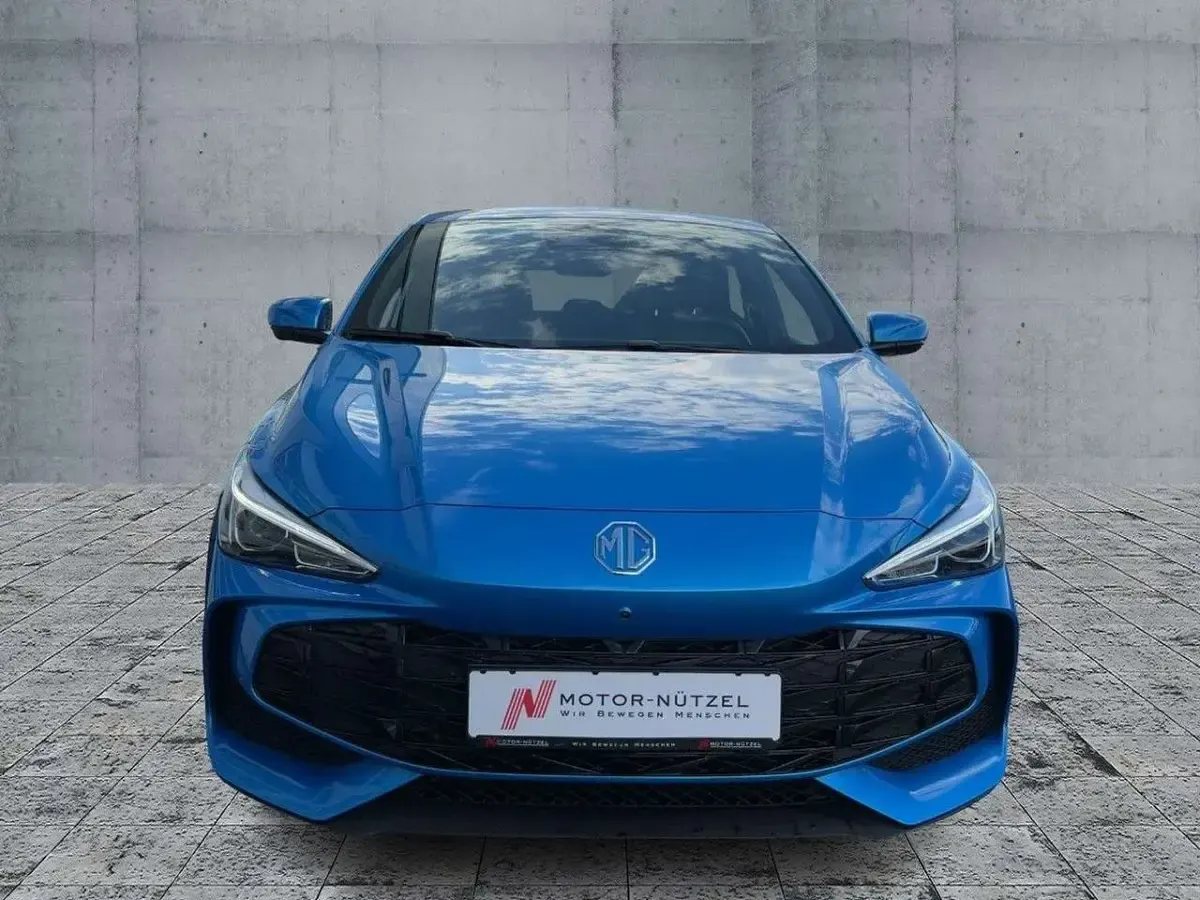 Gebraucht MG MG3 Luxury 102 PS (75 kW) 2024 Como blue Kleinwagen