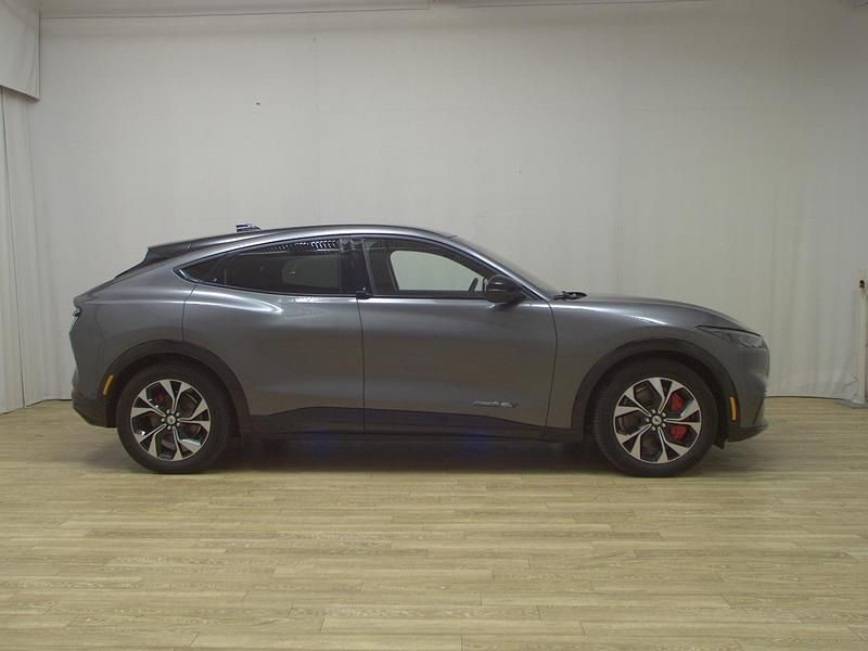 Gebraucht Ford Mustang Mach-E 258 kW (351 PS) 2021 Grau SUV