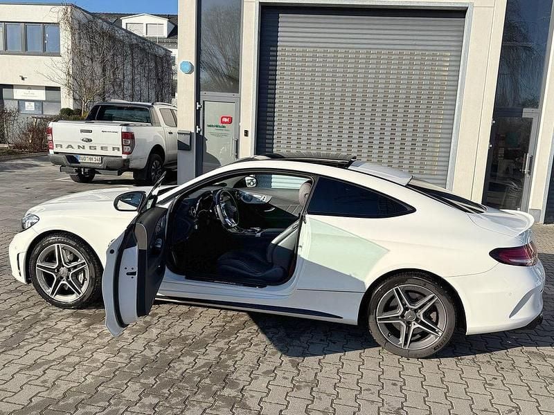 Gebraucht Mercedes C43 AMG AMG 390 PS (286 kW) 2021 Polarweiss Coupé