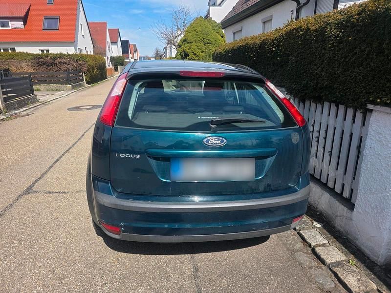 Gebraucht Ford Focus 101 PS (74 kW) 2007 Grün Limousine