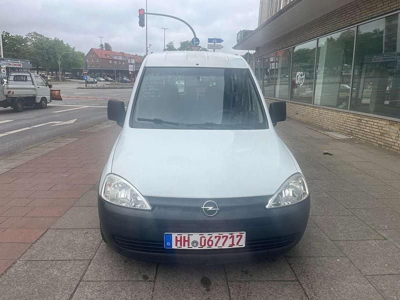 Weiß Gebraucht 2009 Opel Combo Van / Kleinbus | 1.400 € (Guter Preis) - Bild 1/4