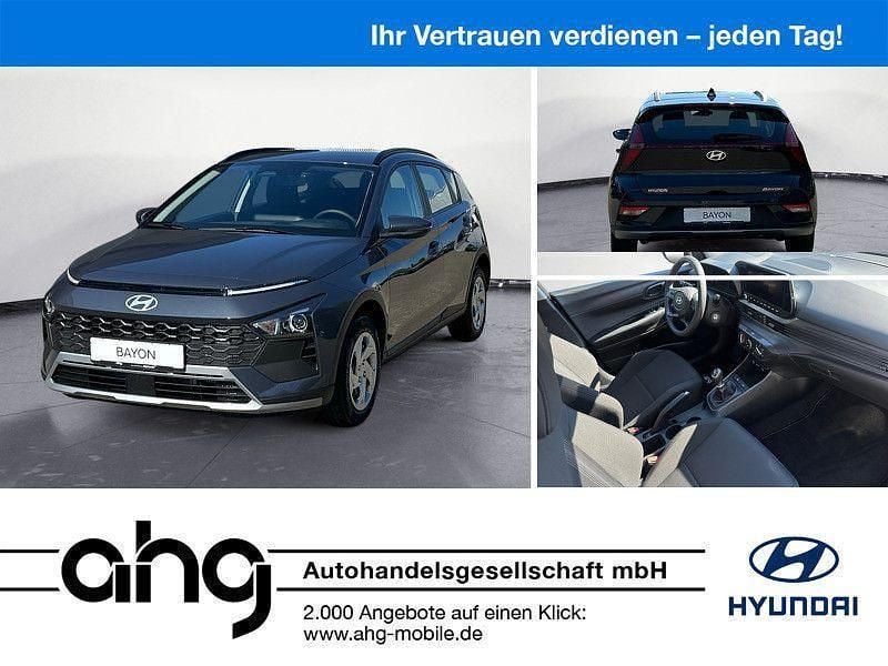 Grau Neu 2025 Hyundai Bayon Select SUV | 19.888 € (Fairer Preis) - Bild 1/4