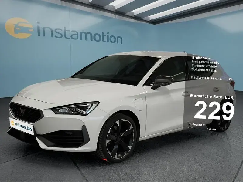 Używany Cupra Leon 204 KM (150 kW) 2022 Biały Hatchback