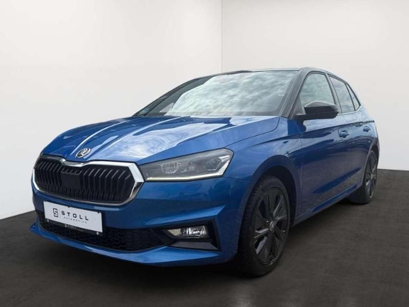 Blau Gebraucht 2023 Skoda Fabia Style Limousine | 28.990 € (Teuer) - Bild 1/4