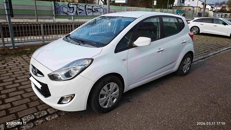 Gebraucht Hyundai ix20 Classic 90 PS (66 kW) 2011 Weiß Kleinwagen