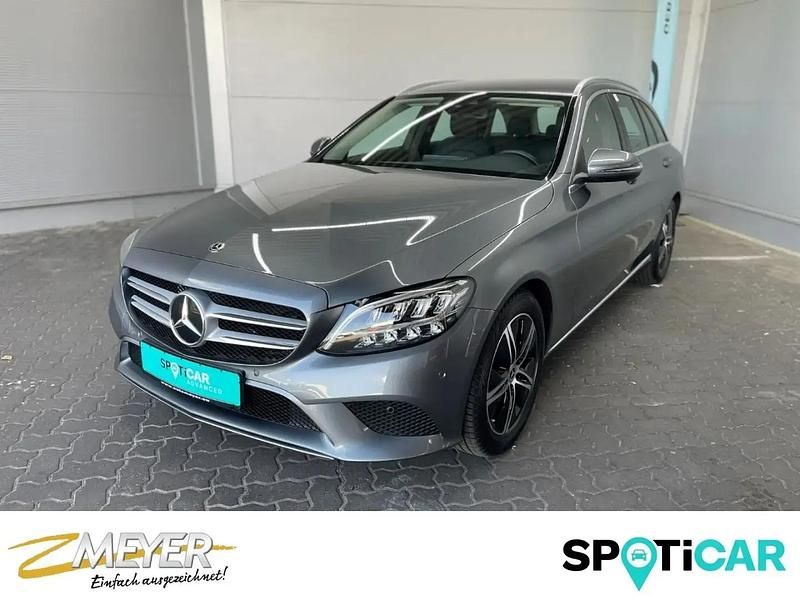 Grau Gebraucht 2021 Mercedes C180 Avantgarde Kombi | 25.990 € (Superpreis) - Bild 1/4
