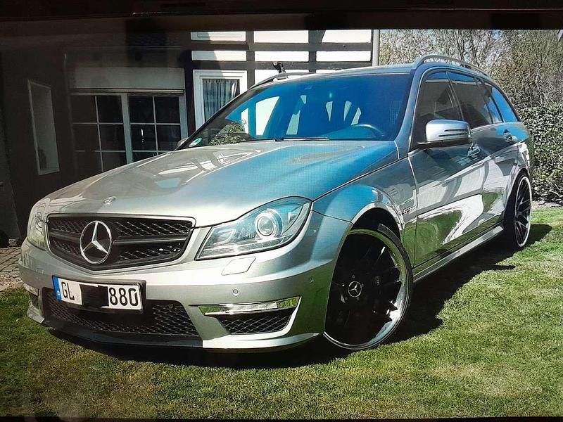 Gebraucht 2012 Mercedes C63 AMG AMG Kombi | 52.900 € - Bild 1/1