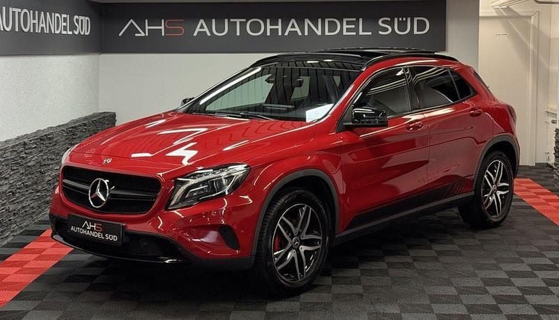Rot Gebraucht 2016 Mercedes GLA200 SUV | 17.999 € (Fairer Preis) - Bild 1/4