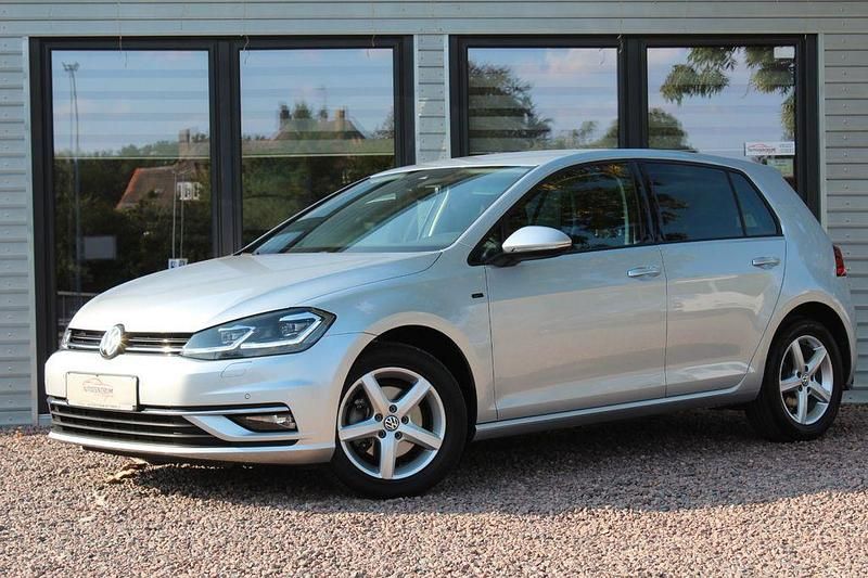 Silber Gebraucht 2019 VW Golf VII Join Limousine | 18.999 € (Etwas zu teuer) - Bild 1/4