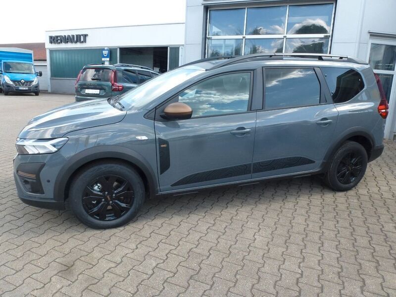 Gebraucht Dacia Jogger Extreme 110 PS (80 kW) 2024 Grau Van / Kleinbus
