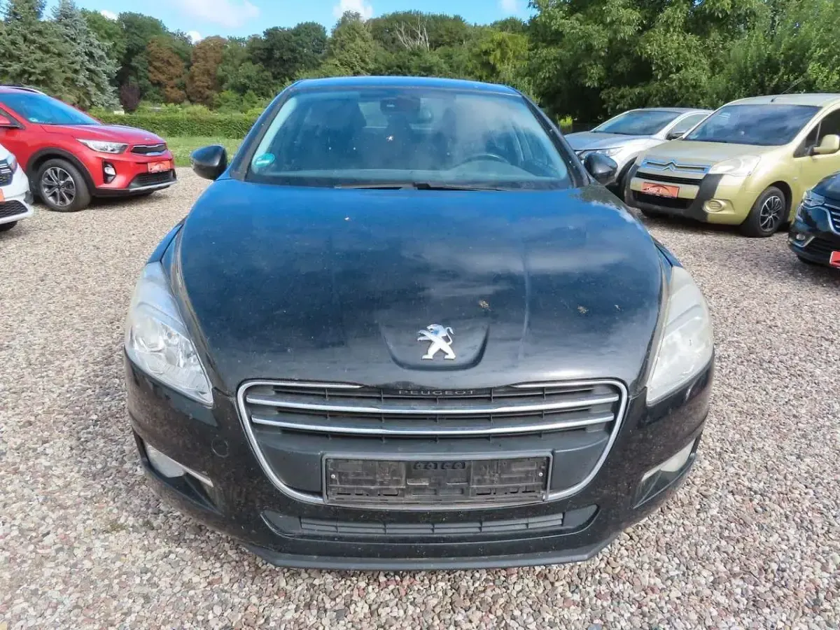 Gebraucht Peugeot 508 Active 156 PS (114 kW) 2012 Lackierung schwarz perla nera/ Limousine