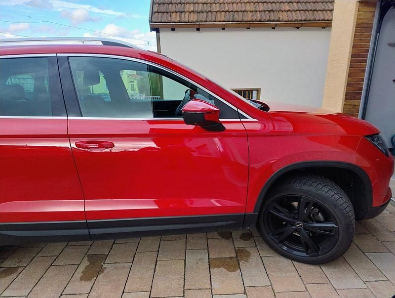 Gebraucht Seat Ateca XCELLENCE 150 PS (110 kW) 2019 Rot SUV