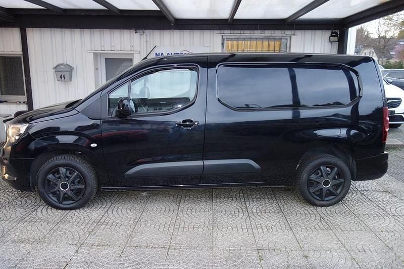 Gebraucht Opel Combo Edition 131 PS (96 kW) 2021 Schwarz Van / Kleinbus