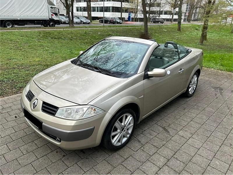 Gebraucht Renault Mégane Cabriolet 135 PS (99 kW) 2006 Gold Cabrio