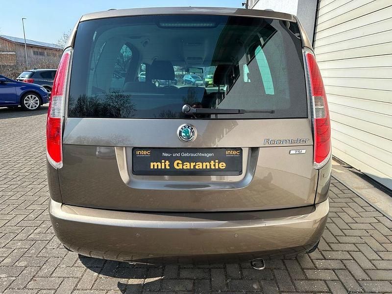 Gebraucht Skoda Roomster 86 PS (63 kW) 2012 Braun Van / Kleinbus