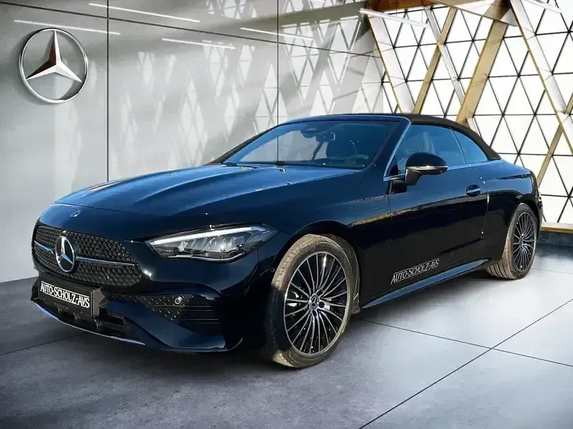 Gebraucht Mercedes CLE180 AMG 170 PS (125 kW) 2026 Schwarz Cabrio