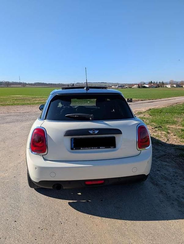Second-hand Mini ONE 102 CP (75 kW) 2016 Alb Hatchback