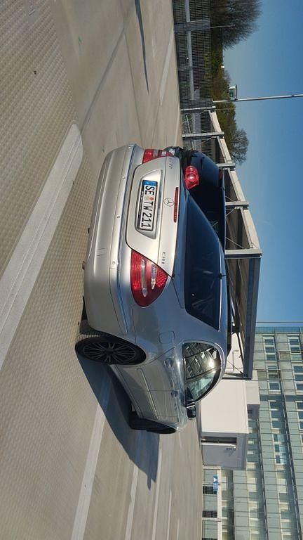 Gebraucht Mercedes E320 Avantgarde 224 PS (164 kW) 2006 Silber Limousine