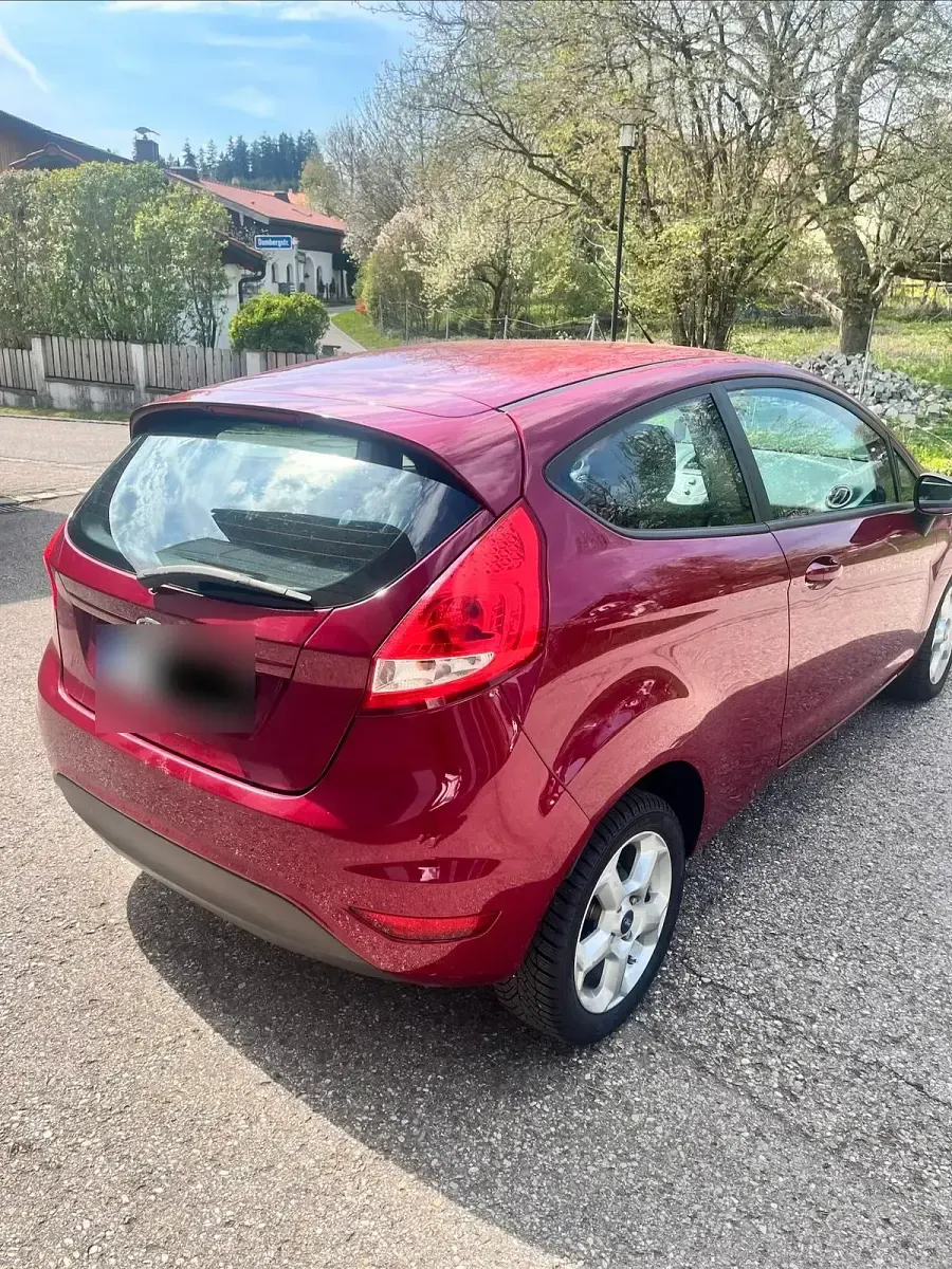 Gebraucht Ford Fiesta 82 PS (60 kW) 2009 Violet Kleinwagen