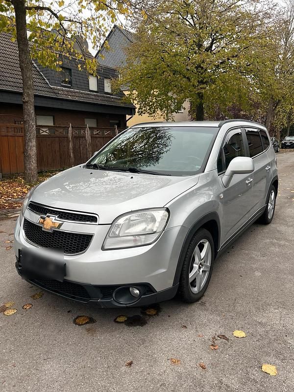 Silber Gebraucht 2013 Chevrolet Orlando SUV | 6.900 € (Fairer Preis) - Bild 1/4