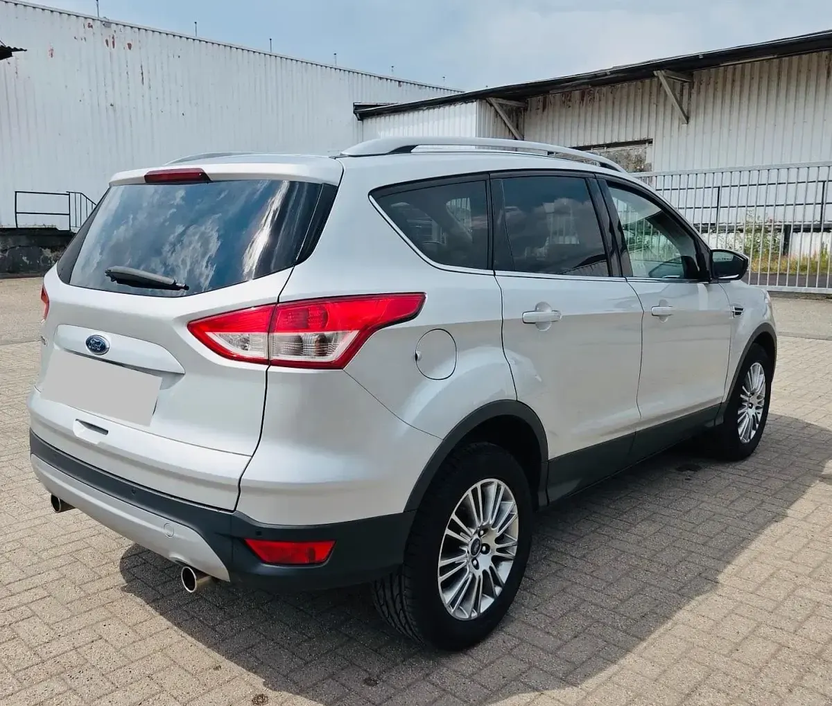 Gebraucht Ford Kuga 140 PS (102 kW) 2013 Grau SUV