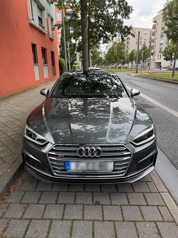 Gebraucht Audi S5 Comfort 354 PS (260 kW) 2018 Grau Coupé