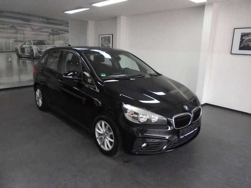 Schwarz Gebraucht 2014 BMW 218 Van / Kleinbus | 7.490 € (Superpreis) - Bild 1/4