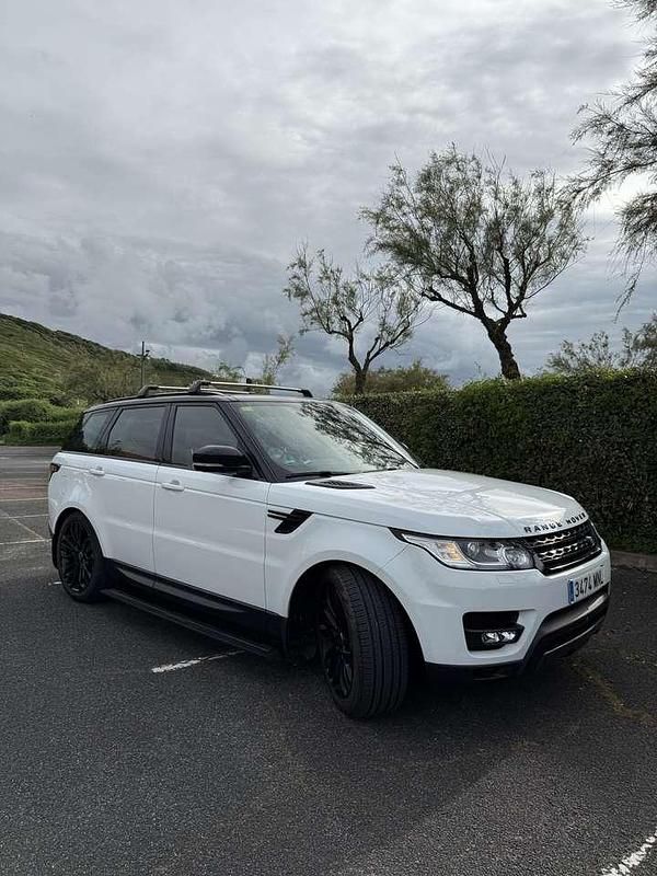 Weiß Gebraucht 2017 Land Rover Range Rover Sport HSE Dynamic SUV | 31.900 € (Superpreis) - Bild 1/4