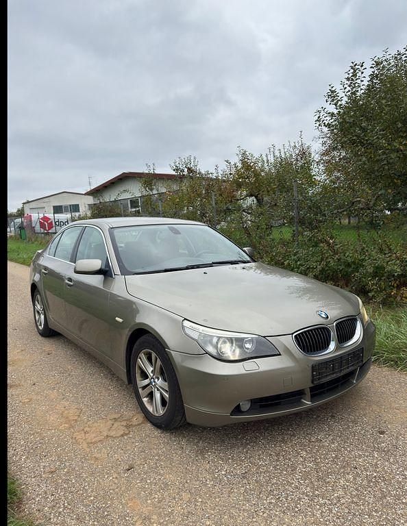 Gebraucht 2006 BMW 525 Sport Line Limousine | 2.250 € (Guter Preis) - Bild 1/4