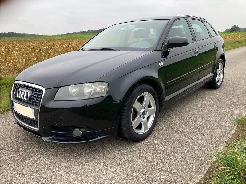 Schwarz Gebraucht 2005 Audi A3 Sportback Ambition Kombi | 2.500 € (Fairer Preis) - Bild 1/4