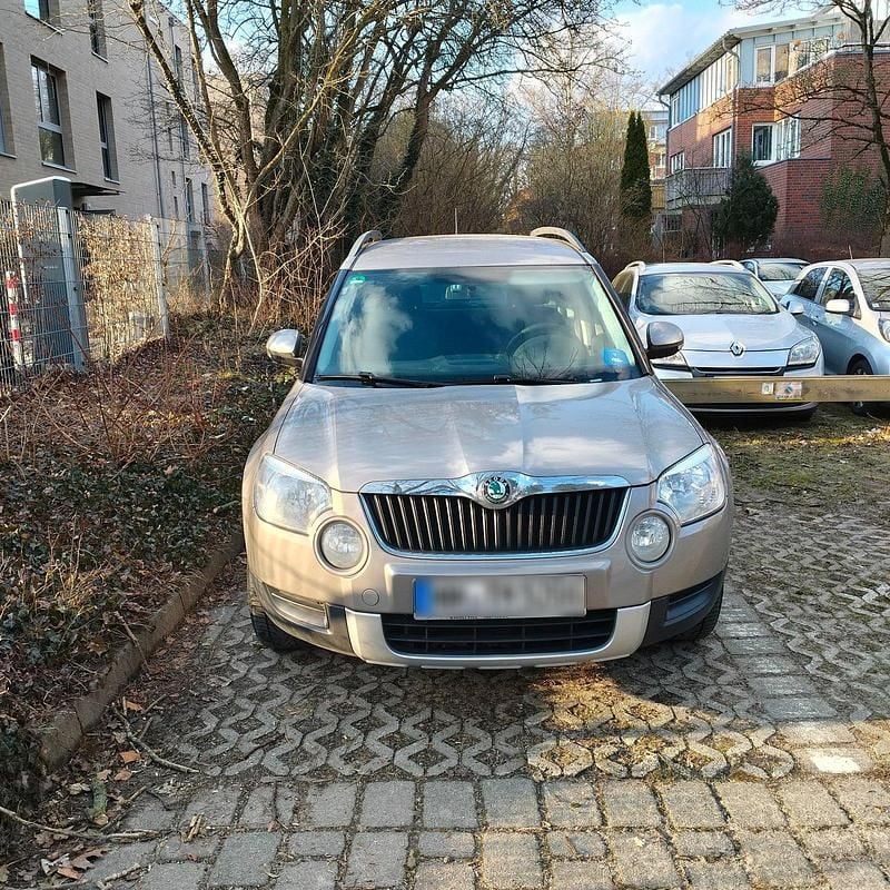 Gebraucht Skoda Yeti 105 PS (77 kW) 2012 Silber SUV