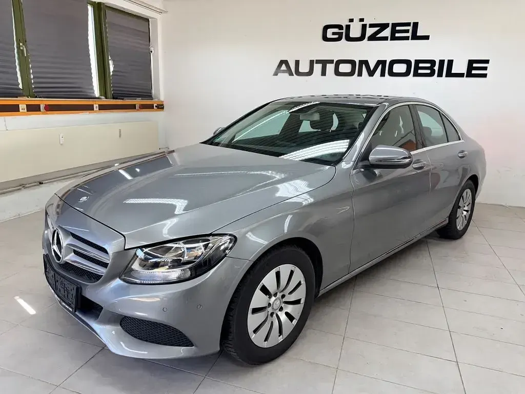 Gebraucht Mercedes C200 184 PS (135 kW) 2015 Grau Limousine