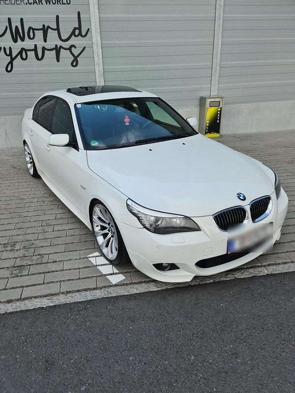 Gebraucht BMW 530 Performance 235 PS (172 kW) 2008 Weiß Limousine