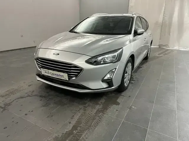 Gebraucht Ford Focus 150 PS (110 kW) 2022 Silber Limousine