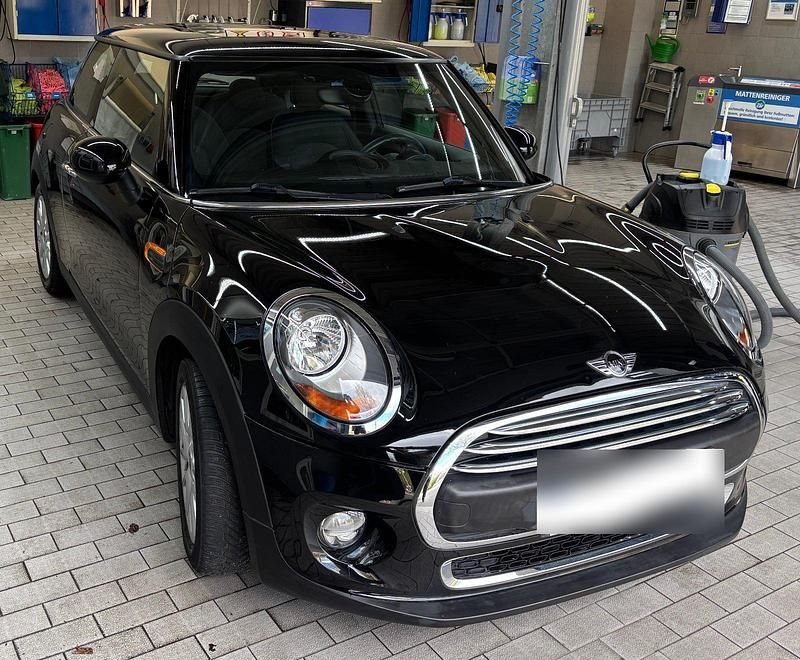 Second-hand Mini ONE 102 CP (75 kW) 2016 Negru Hatchback