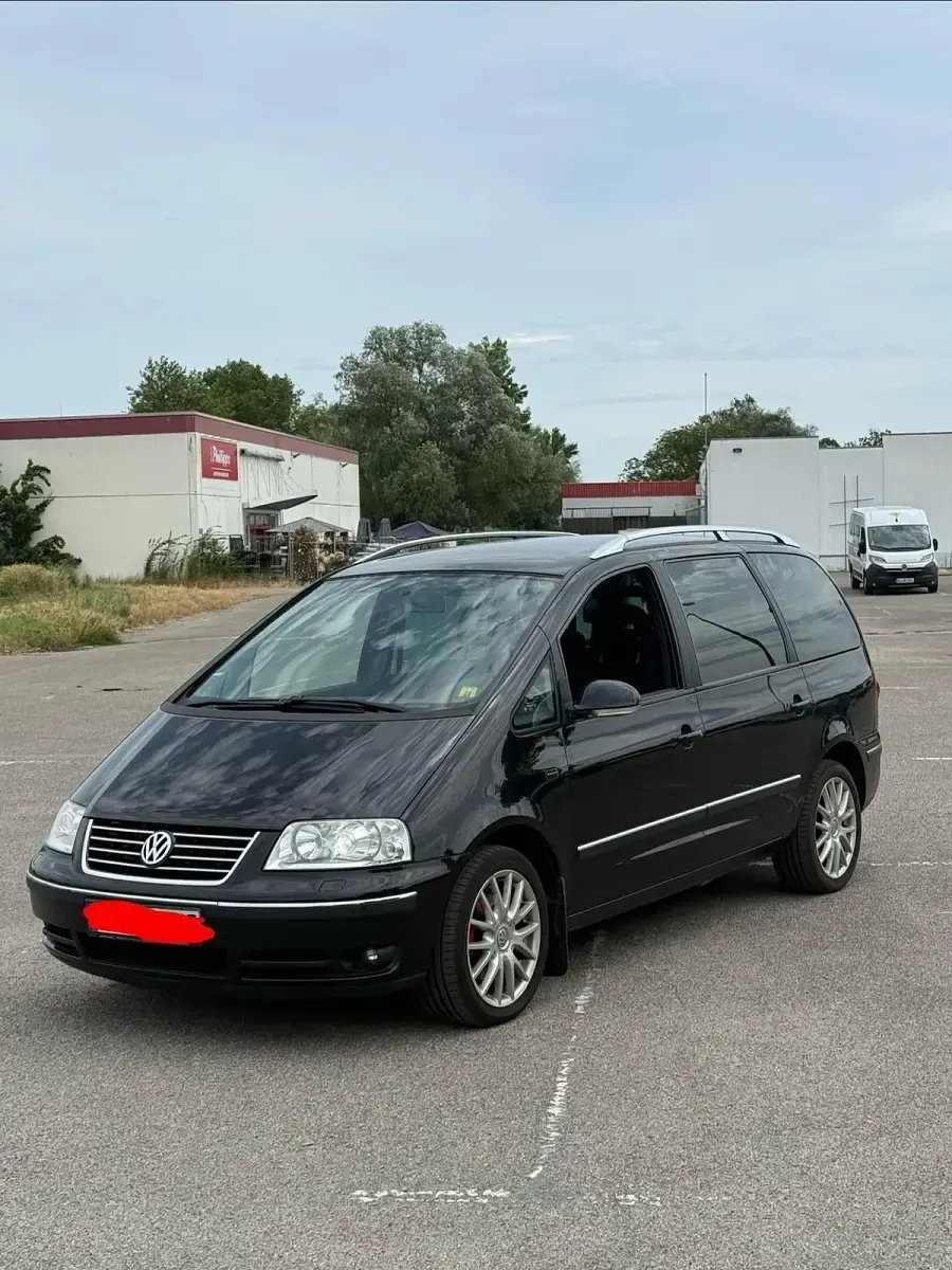 Gebraucht VW Sharan 140 PS (102 kW) 2010 Schwarz Van / Kleinbus