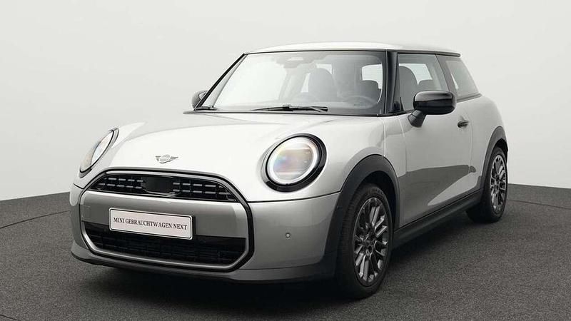 Grau Gebraucht 2024 Mini Cooper Classic Kleinwagen | 23.875 € (Guter Preis) - Bild 1/4