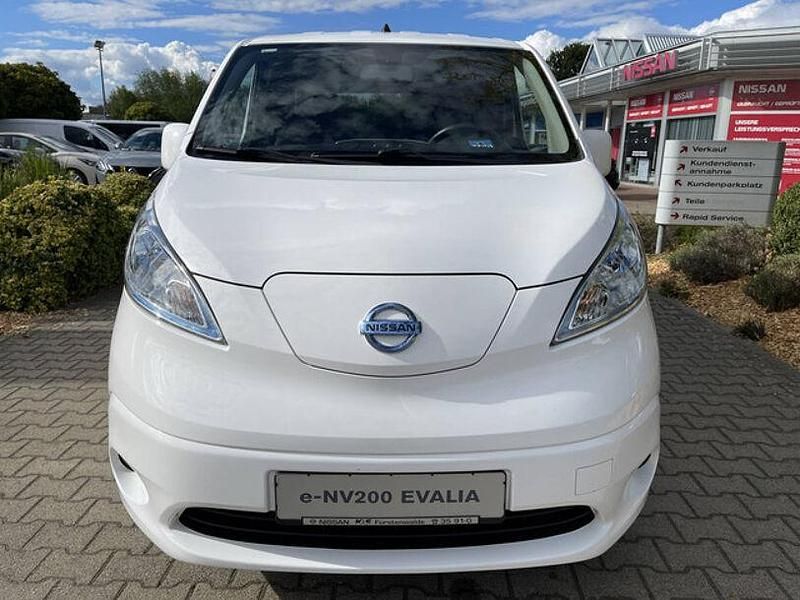 Gebraucht Nissan e-NV200 80 kW (109 PS) 2020 Weiß Van / Kleinbus