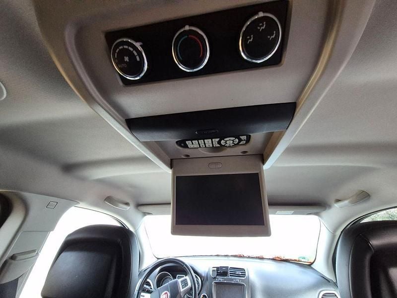 Grün Gebraucht 2015 Fiat Freemont SUV | 11.500 € (Etwas zu teuer) - Bild 1/4