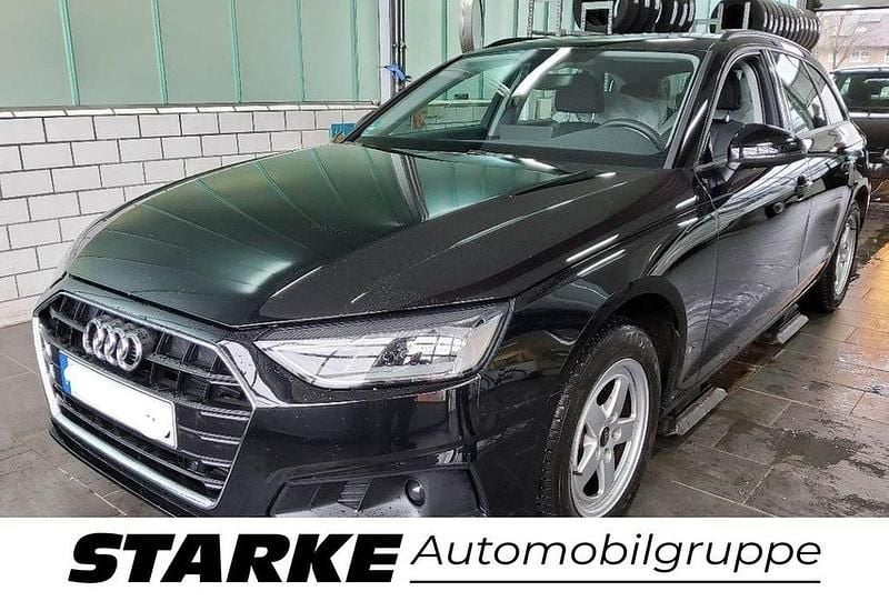Gebraucht Audi A4 Ambiente 150 PS (110 kW) 2023 Mythosschwarz metallic Kombi