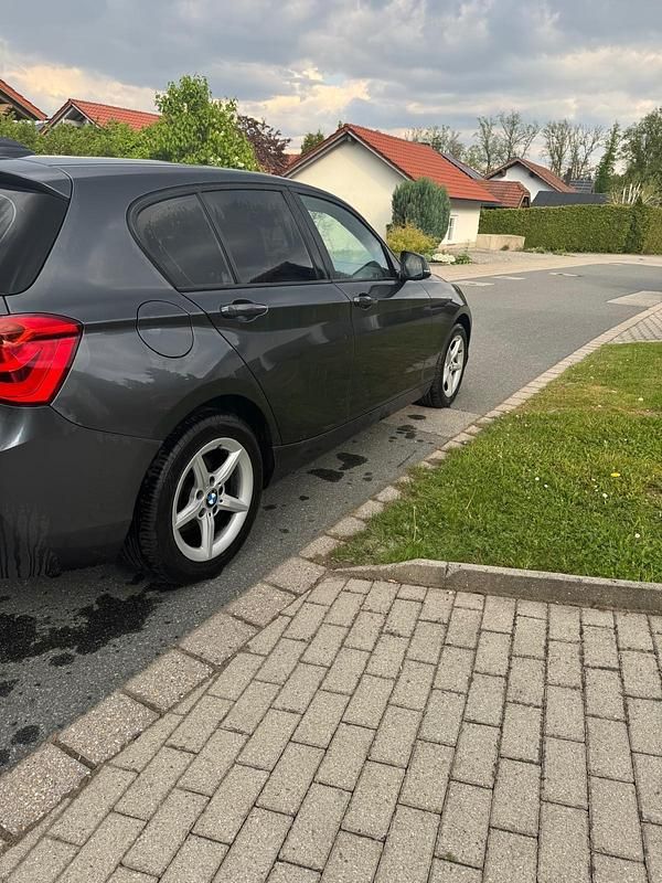 Usata BMW 116 116 CV (85 kW) 2017 Grigio Utilitaria