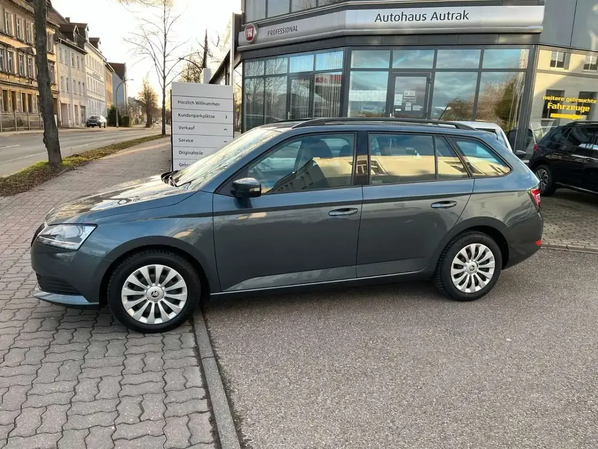 Gebraucht Skoda Fabia Active 95 PS (69 kW) 2021 Grau Kombi