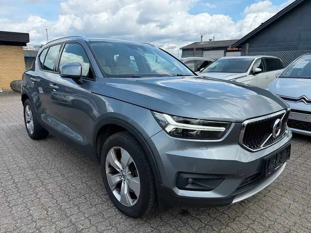 Gebraucht Volvo XC40 190 PS (139 kW) 2018 Grau SUV