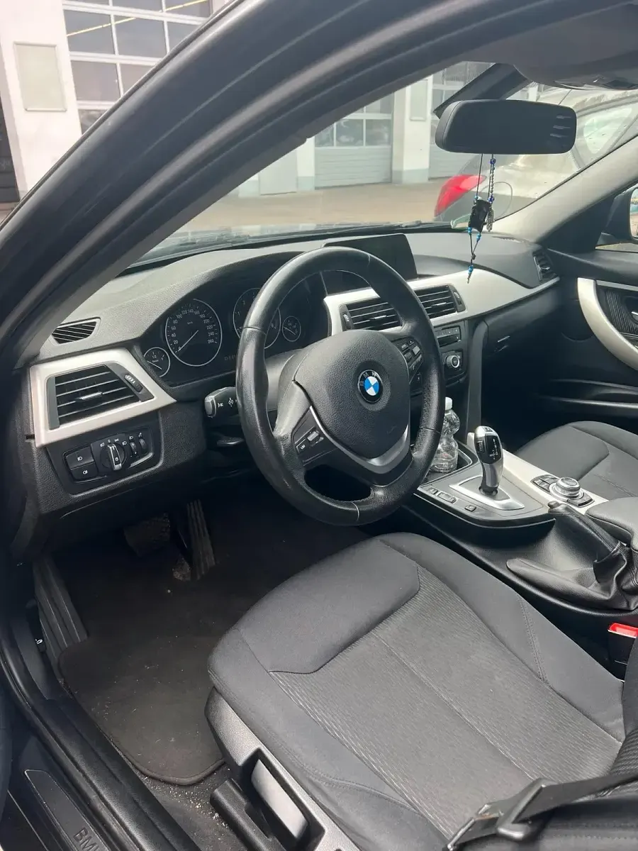 Gebraucht BMW 316 116 PS (85 kW) 2014 Schwarz Kombi