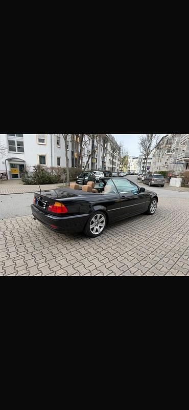 Gebraucht BMW 318 Cabriolet 143 PS (105 kW) 2004 Schwarz Cabrio