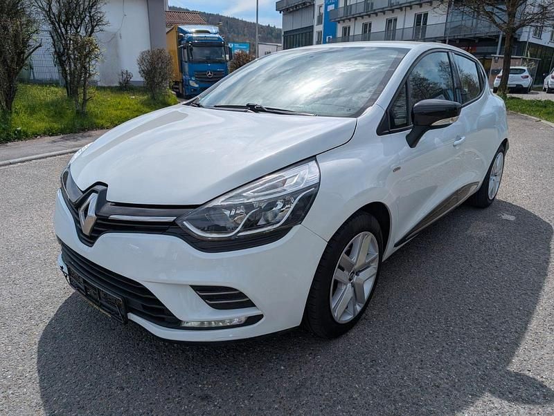 Gebraucht Renault Clio IV LIMITED 73 PS (53 kW) 2018 Weiß Kleinwagen