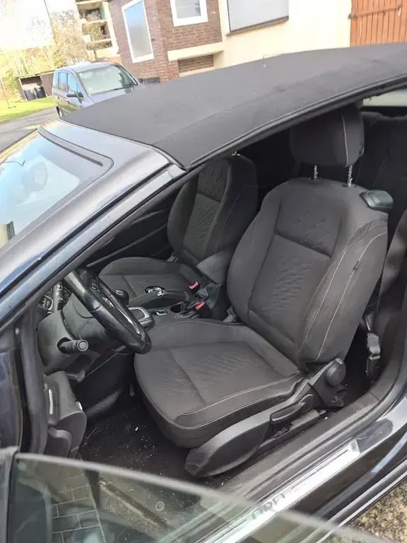 Gebraucht Opel Cascada Active 140 PS (102 kW) 2016 Schwarz Cabrio