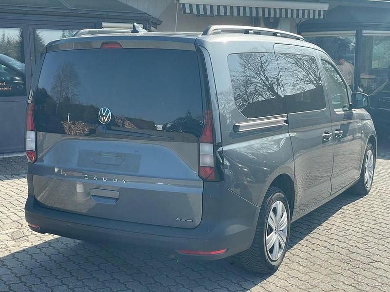 Gebraucht VW Caddy Maxi 122 PS (89 kW) 2022 Grau Van / Kleinbus