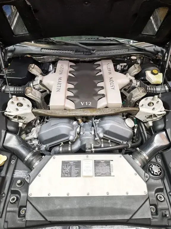 Gebraucht Aston Martin Vanquish 466 PS (342 kW) 2003 Schwarz Coupé