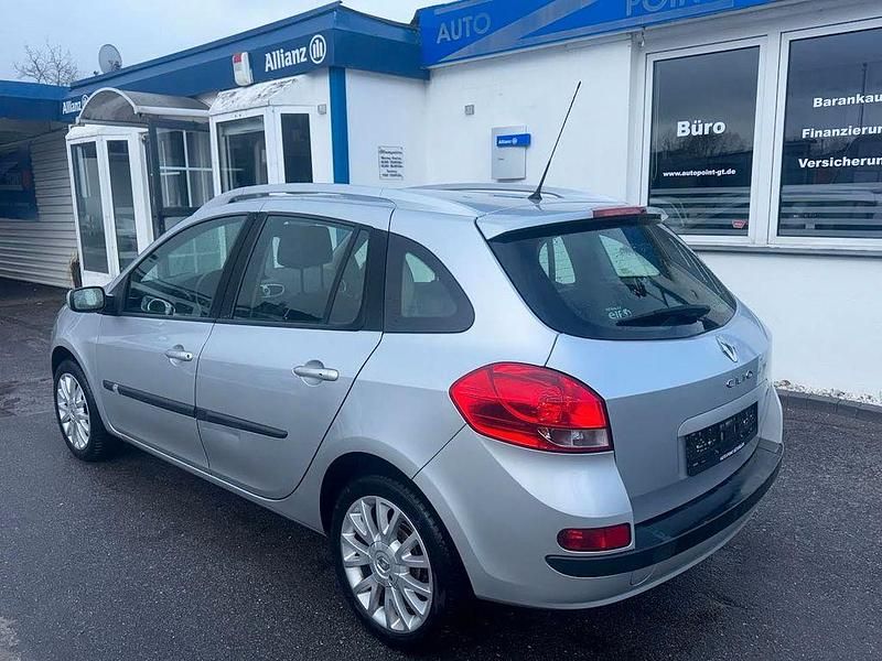 Gebraucht Renault Clio II Dynamique 101 PS (74 kW) 2008 Grau Limousine